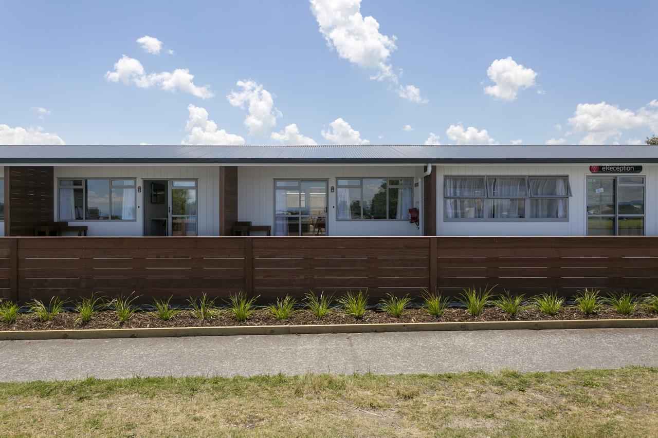 Emotel Taupo Exterior foto